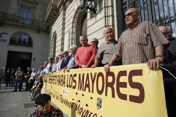 La FABZ denuncia la falta de políticas “reales y útiles” para los mayores con ocasión de su Día Internacional