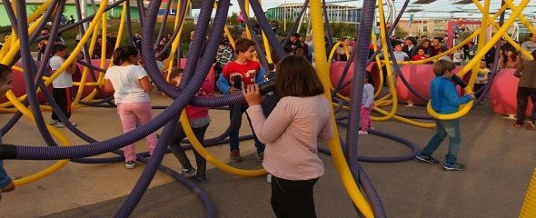 Los vecinos piden que tras el éxito del parque infantil en el Frente Fluvial, este espacio se utilice para más eventos del barrio