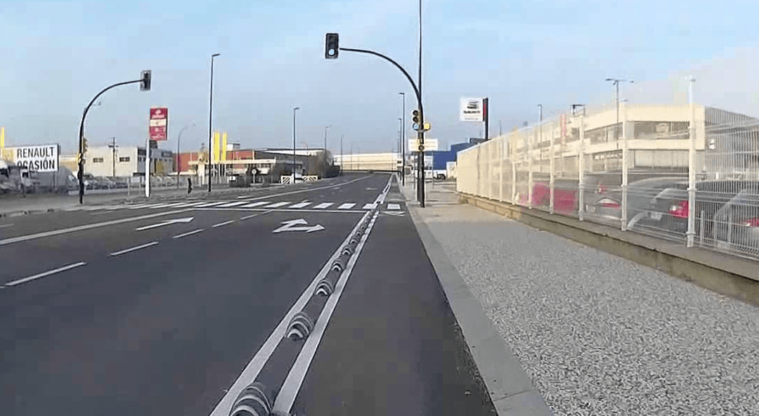 Comienzan las obras para conectar el carril bici de Alcalde Caballero con la avenida San Juan de la Peña