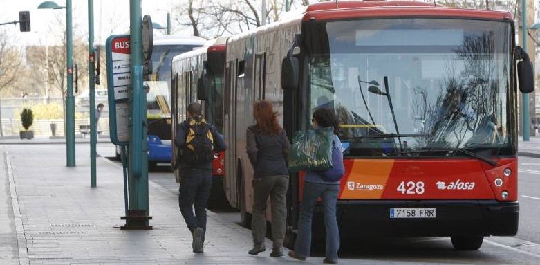 El Consorcio de Transportes de Zaragoza garantiza las condiciones del actual servicio de autobuses en los barrios rurales