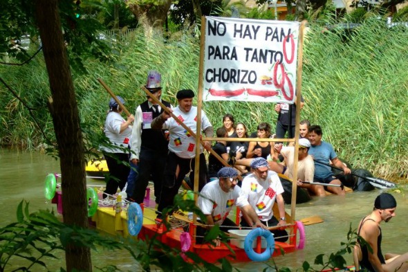 BAJADA DEL CANAL ¡ Al agua patos y patas ! MÁS FOTOS