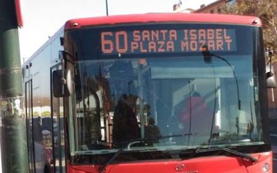 Las AAVV. de Santa Isabel y Avenida Cataluña reclaman cumplir los acuerdos sobre sus buses