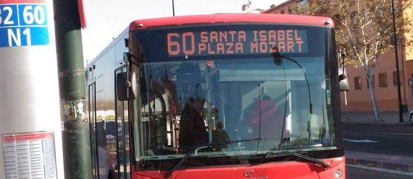 Las AAVV. de Santa Isabel y Avenida Cataluña reclaman cumplir los acuerdos sobre sus buses