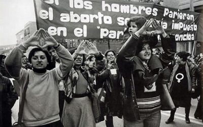 La historia del feminismo en la tertulia de la Comisión de la Mujer FABZ