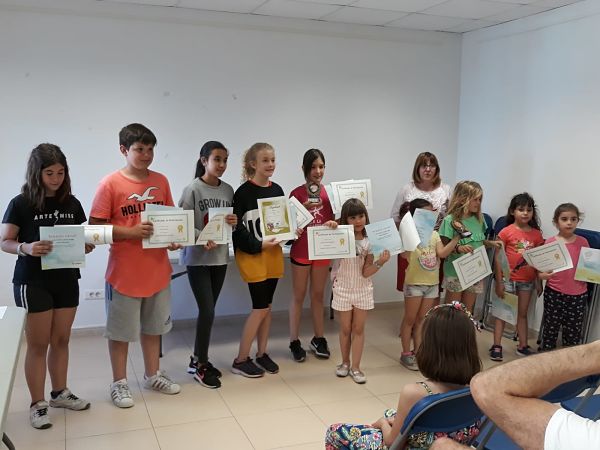 Concurso de dibujo y poesía de la AV. Movera
