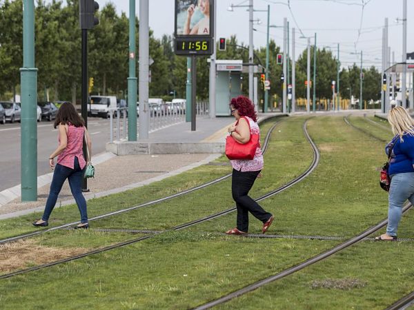 Victoria vecinal: parada del tranvía en La Chimenea ¡ CONSEGUIDA ¡