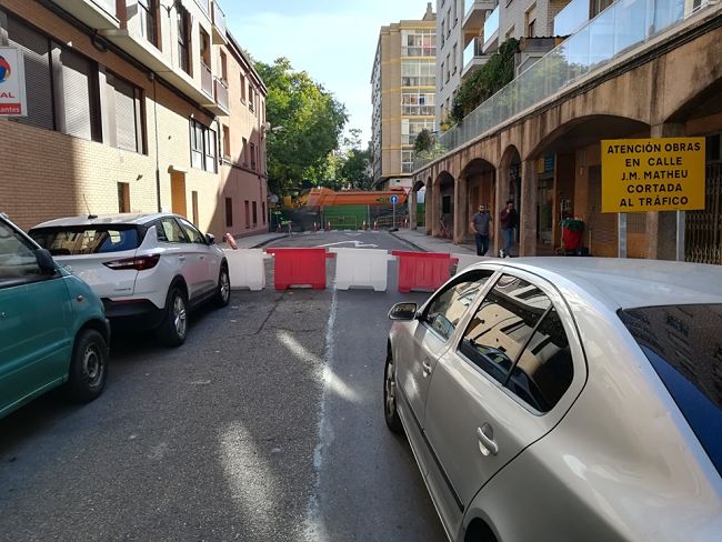 Caos circulatorio en el Arrabal por obras de la calle Matheu