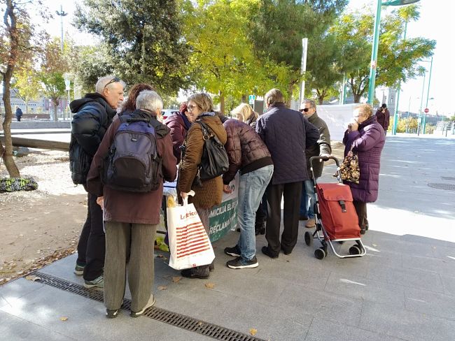 Campaña ICA Mesas en los BARRIOS HOY Santa Isabel y Oliver