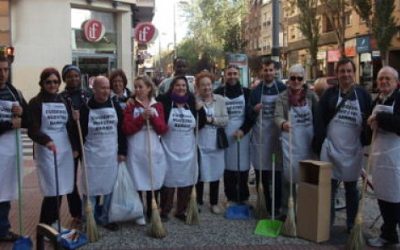 II Escobada Vecinal en Las Fuentes por un barrio limpio y mejor