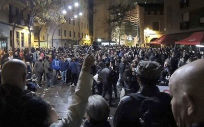 Concentración en defensa del CSC Luis Buñuel FOTOS