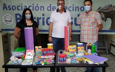 Nueva entrega de la Bolsa de Material Escolar en la AV. Barrio Jesús