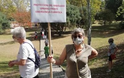 CONCENTRACIÓN en defensa del arbolado del parque Torre Ramona FOTOS