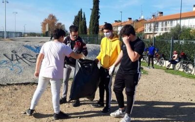 L@s jovenes de Parque de Goya comprometidos con su barrio, por Leyre Ruiz