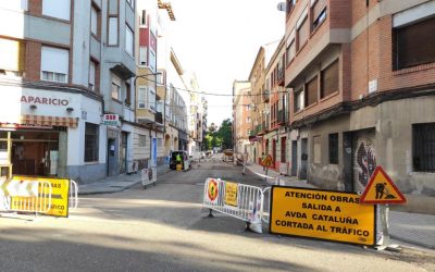 Vecinos de Santiago Lapuente proponen soluciones a la falta de aparcamiento por las obras. EN LOS MEDIOS