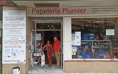 Papelería Plumier colabora con el proyecto de la Bolsa de Material Escolar