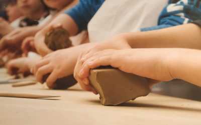 El Taller Escuela de Cerámica de Muel retoma las visitas escolares