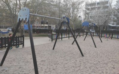 La AVV Barrio Jesús denuncia el estado de abandono de los Juegos Infantiles de los Jardines José Pablo Arrizabalaga