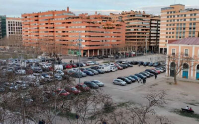 Arrabal y Barrio Jesús piden terminar la autorización provisional para aparcar junto a la Estación del Norte